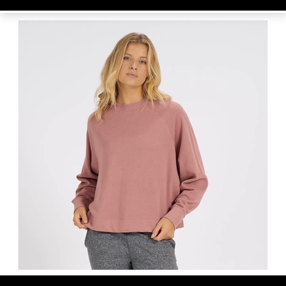 Vuori Sweaters - Vuori Crew